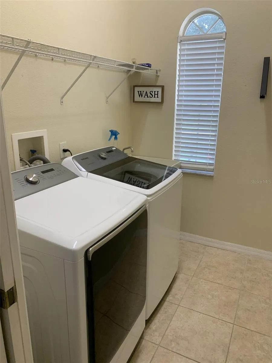 3741 WOODLEAF COURT Leesburg, FL 34748
