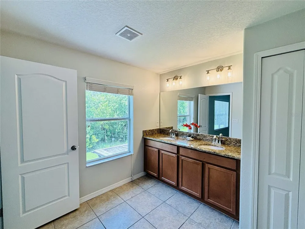 11155 SAVANNAH LANDING CIRCLE Orlando, FL 32832