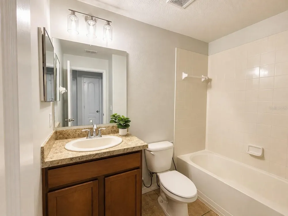 11155 SAVANNAH LANDING CIRCLE Orlando, FL 32832