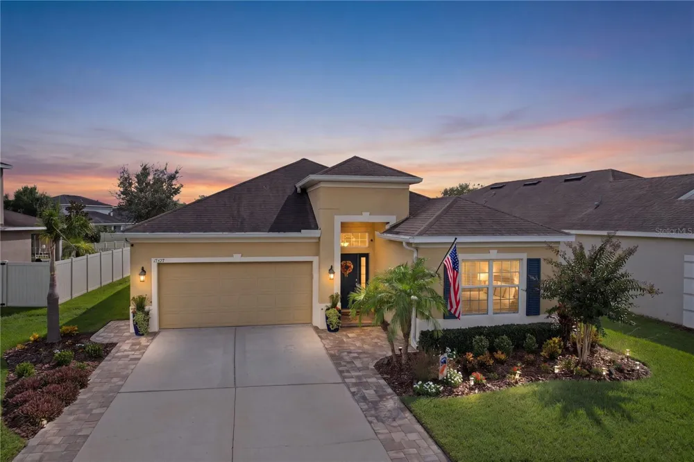 17527 BRIGHT WHEAT DRIVE Lithia, FL 33547