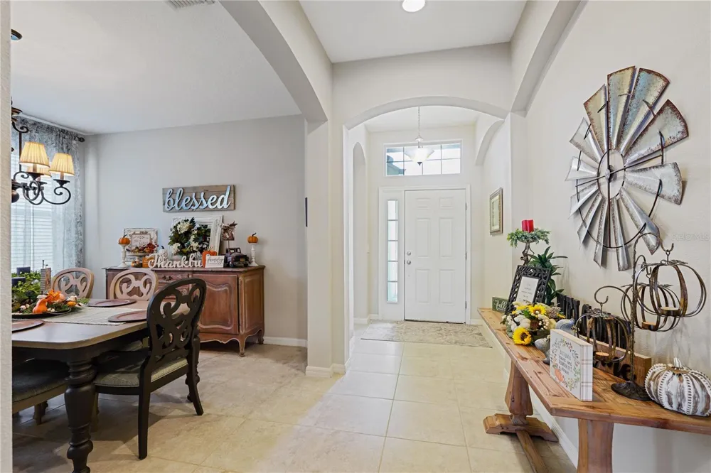 17527 BRIGHT WHEAT DRIVE Lithia, FL 33547