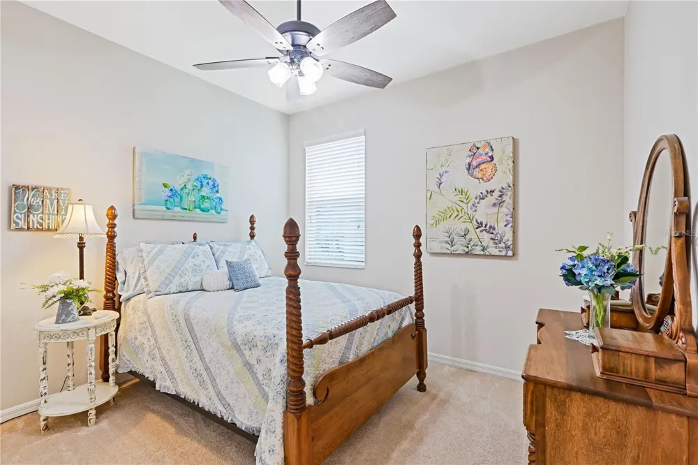 17527 BRIGHT WHEAT DRIVE Lithia, FL 33547
