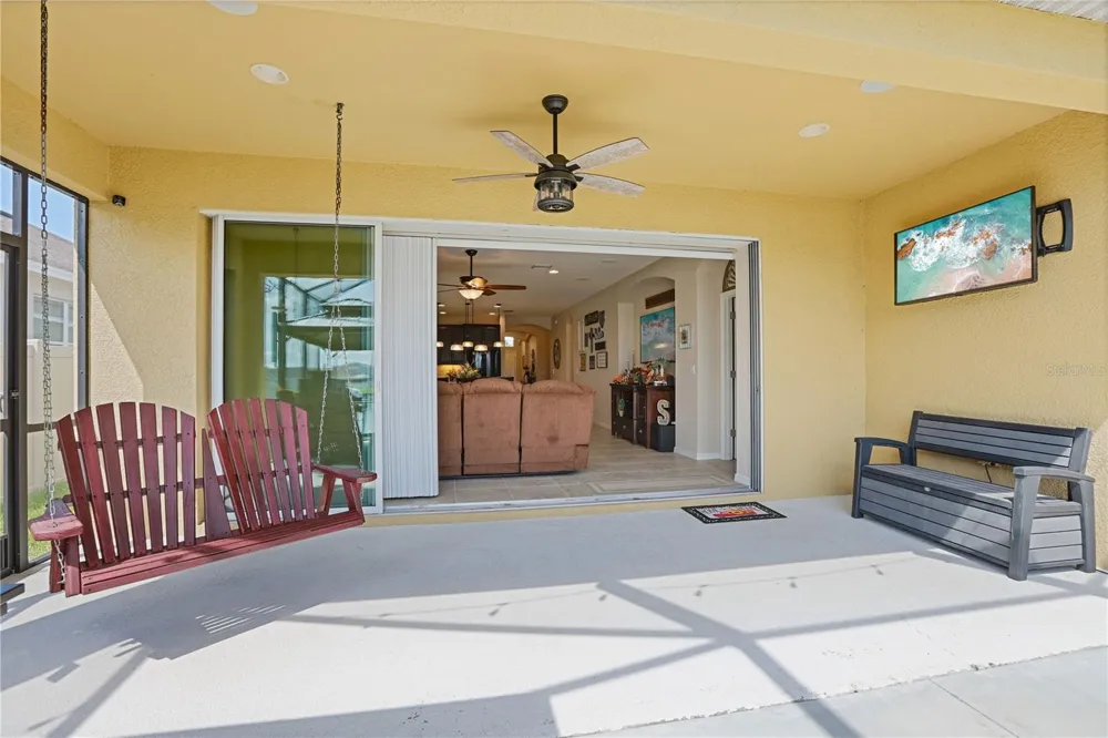 17527 BRIGHT WHEAT DRIVE Lithia, FL 33547