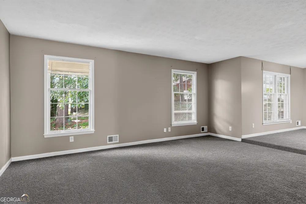 5151 Tara Creek DR Ellenwood, GA 30294