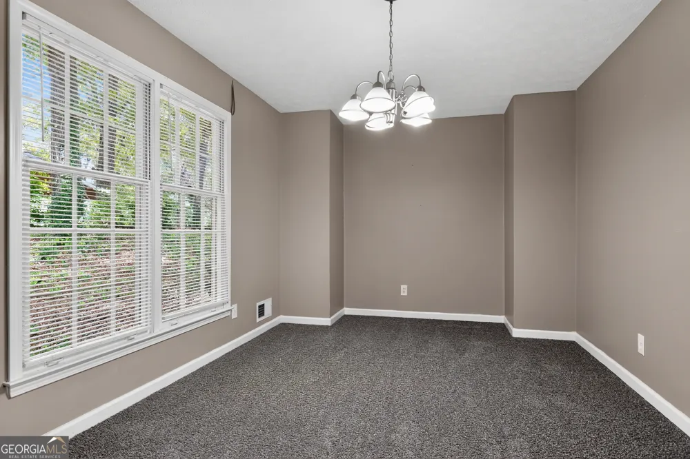 5151 Tara Creek DR Ellenwood, GA 30294
