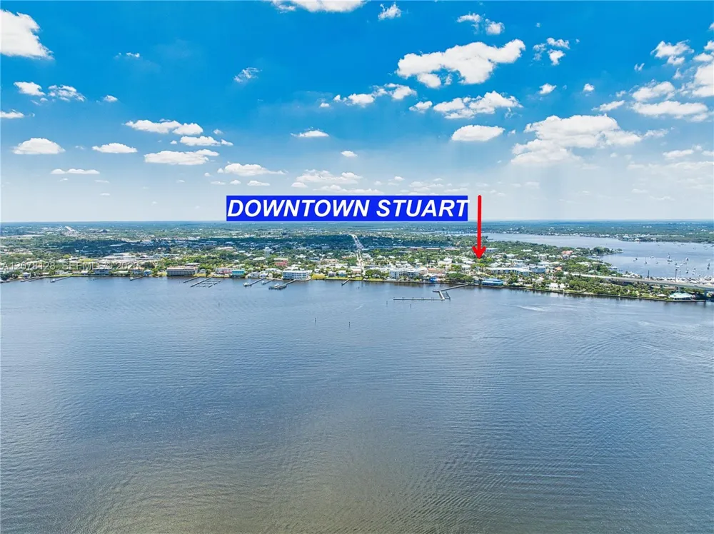 815 NW Flagler Ave #305 Stuart, FL 34994