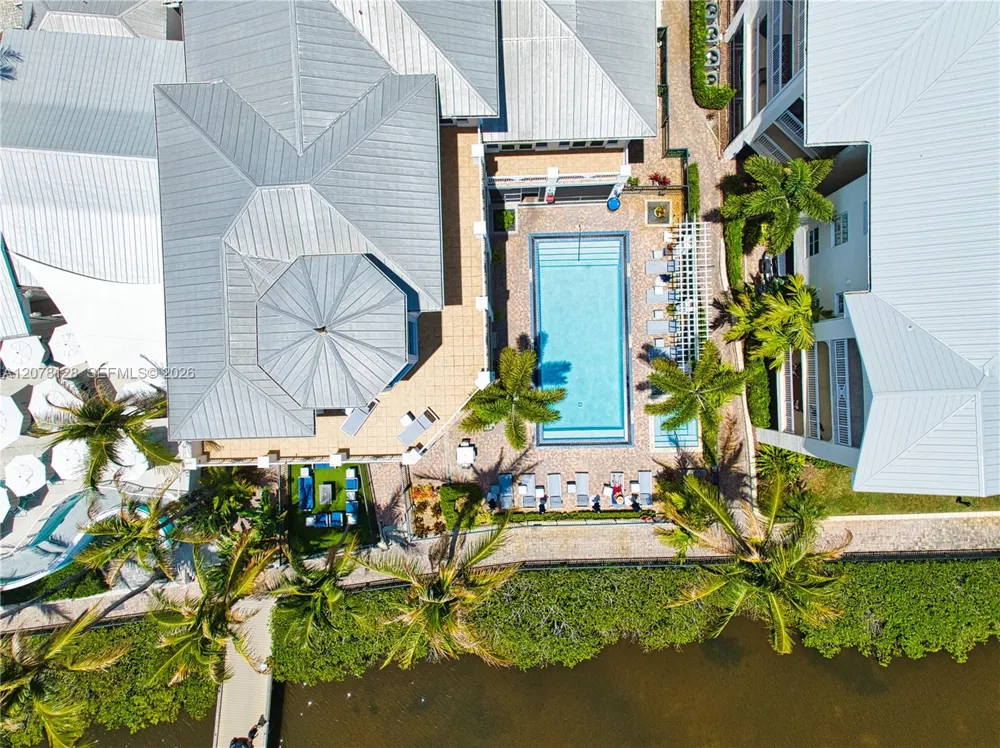 815 NW Flagler Ave #305 Stuart, FL 34994
