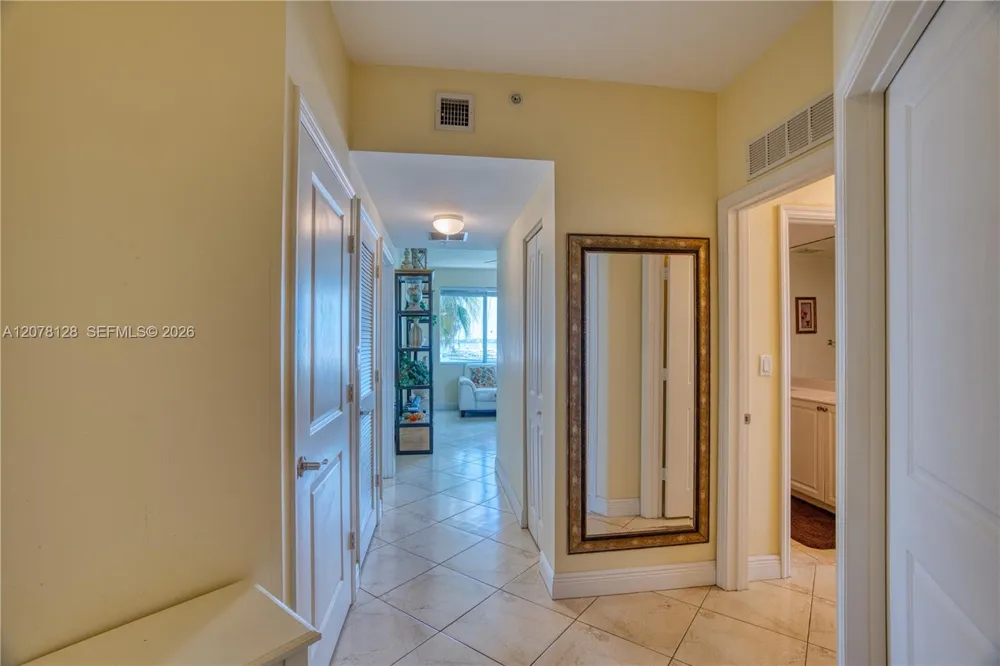 815 NW Flagler Ave #305 Stuart, FL 34994