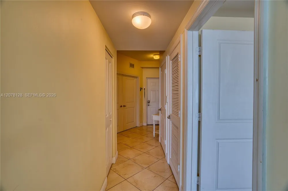 815 NW Flagler Ave #305 Stuart, FL 34994