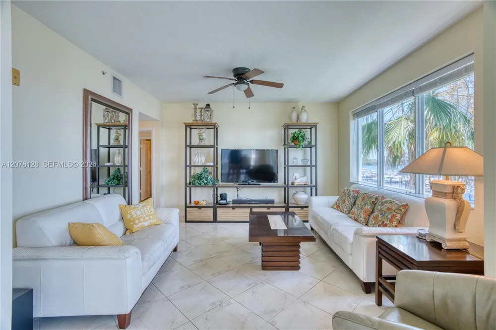 815 NW Flagler Ave #305 Stuart, FL 34994