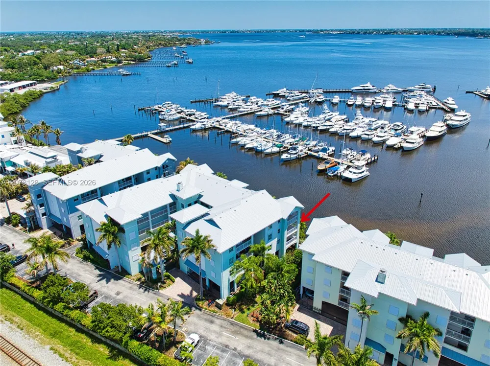 815 NW Flagler Ave #305 Stuart, FL 34994