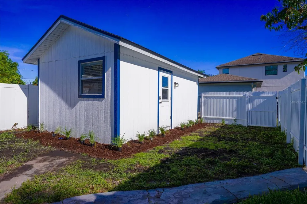 2603 W SAINT CONRAD STREET Tampa, FL 33607