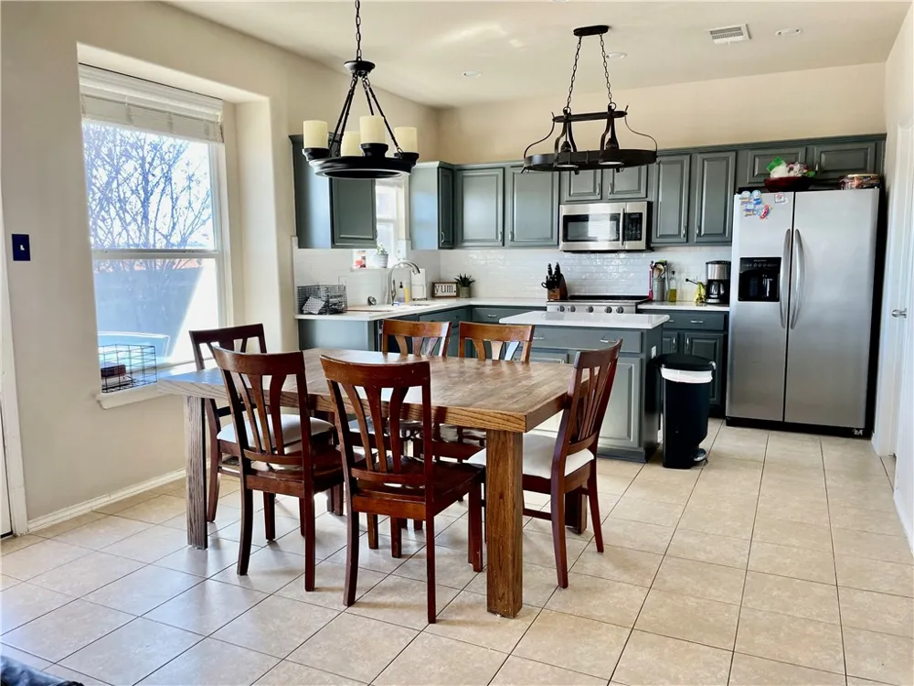 1010 Aiken Drive Leander, TX 78641