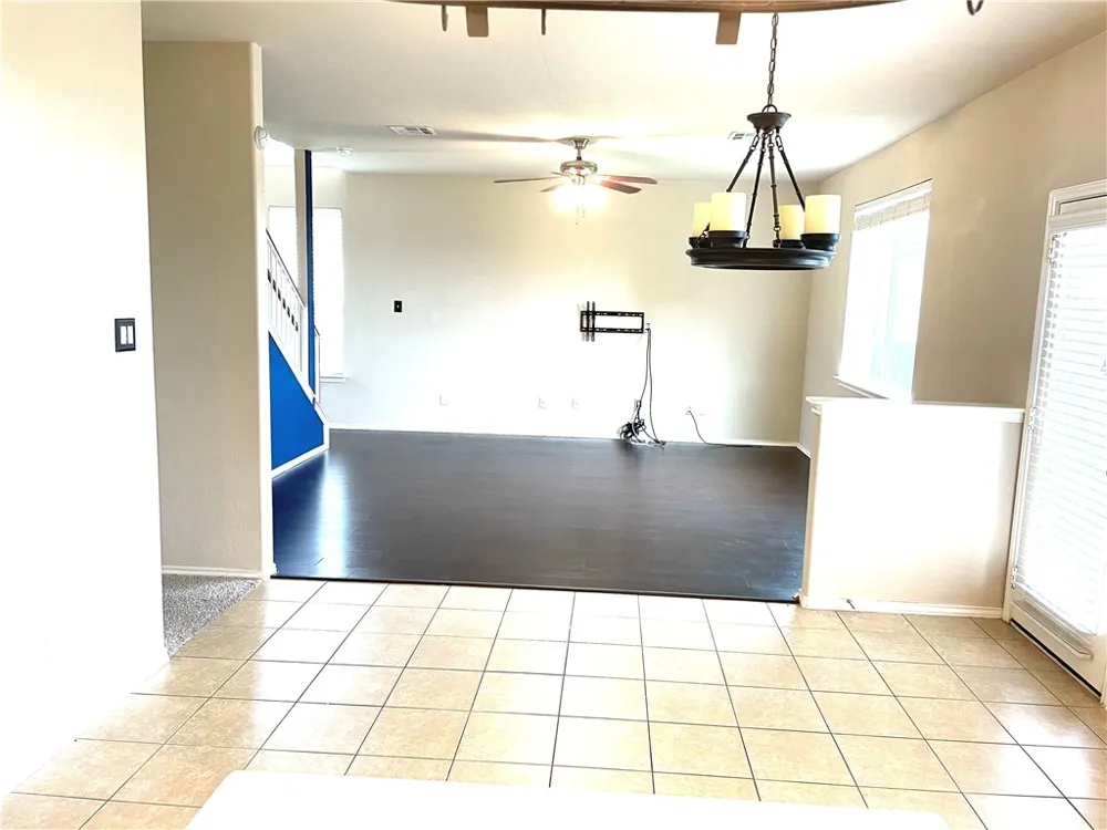 1010 Aiken Drive Leander, TX 78641