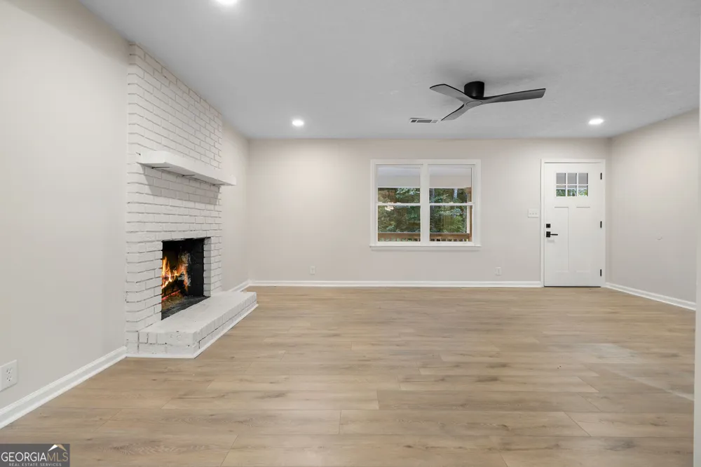 63 Moss RD Dawsonville, GA 30534