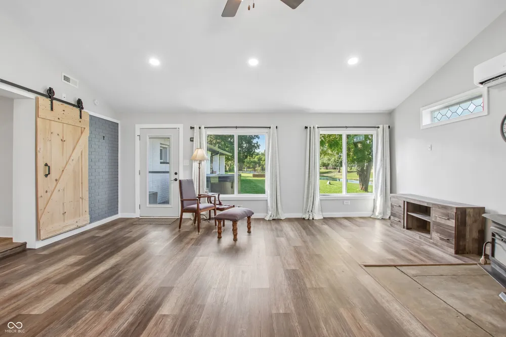 11951 Millgrove Road Quincy, IN 47456