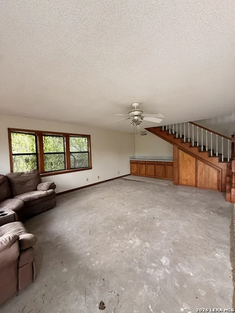 14634 STATE HIGHWAY 7 E Centerville, TX 75833