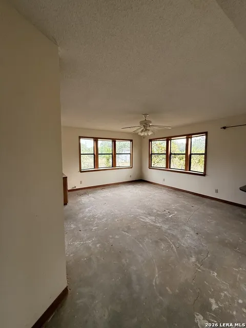 14634 STATE HIGHWAY 7 E Centerville, TX 75833