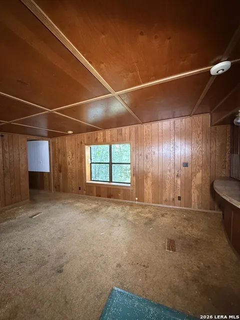 14634 STATE HIGHWAY 7 E Centerville, TX 75833