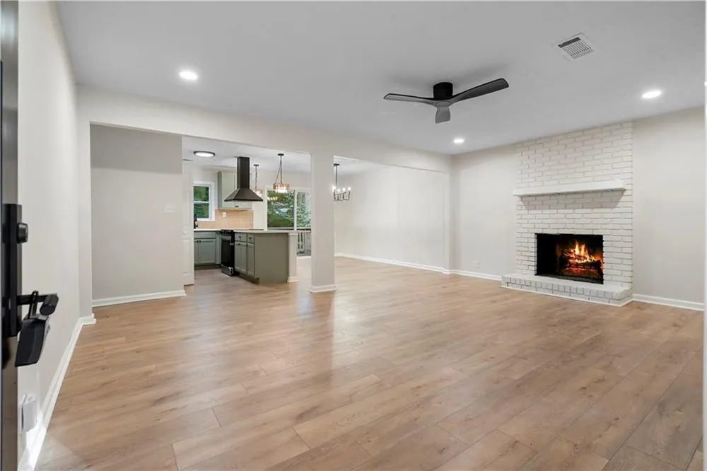 63 Moss Road Dawsonville, GA 30534