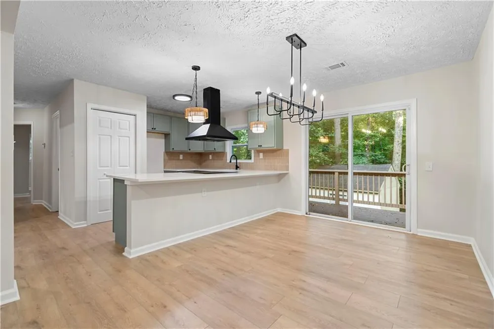 63 Moss Road Dawsonville, GA 30534