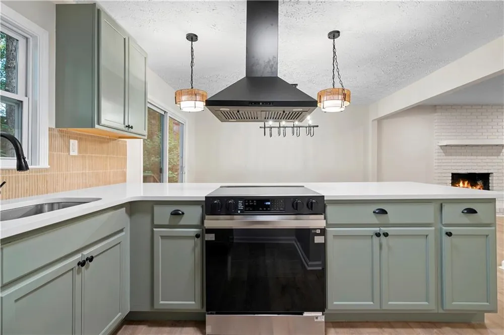 63 Moss Road Dawsonville, GA 30534