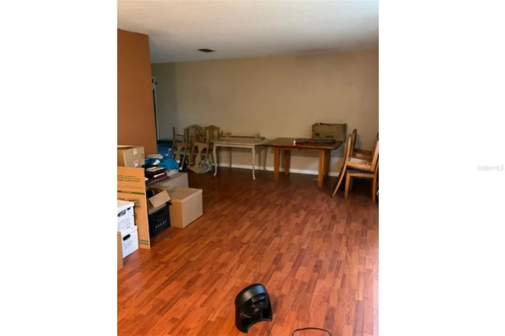 5216 LANDSMAN AVENUE Tampa, FL 33625