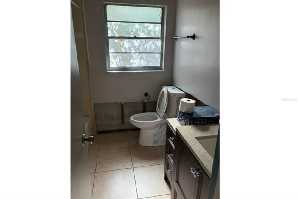 5216 LANDSMAN AVENUE Tampa, FL 33625