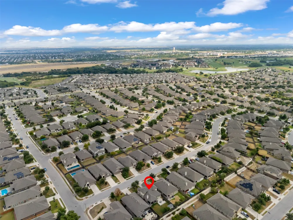 175 Mount Ellen Street Hutto, TX 78634