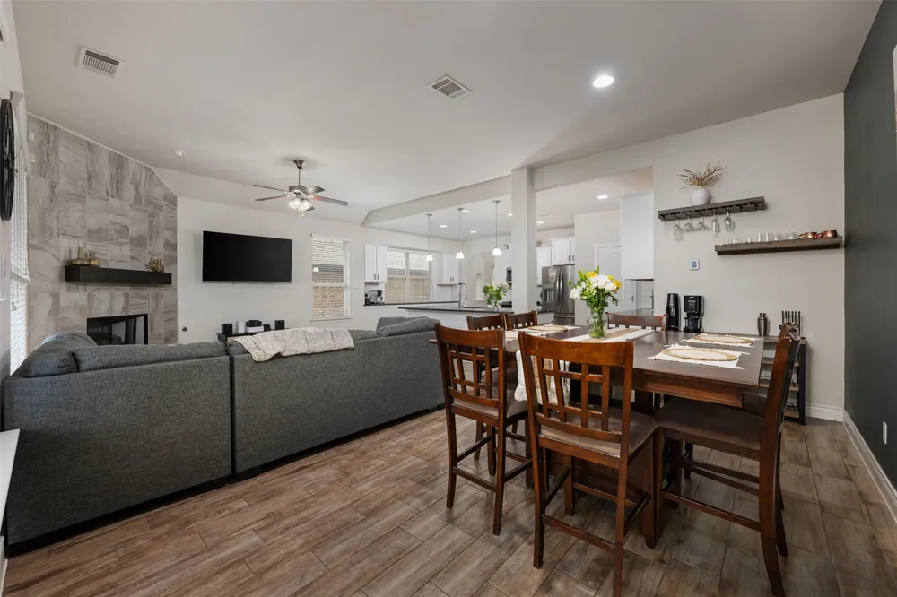 175 Mount Ellen Street Hutto, TX 78634