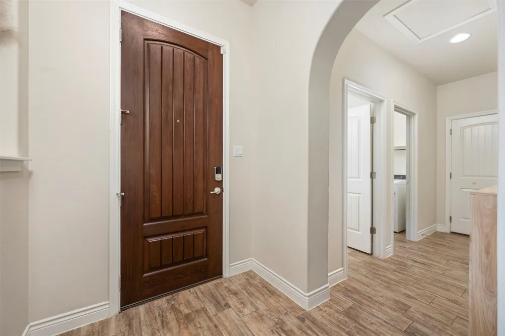 175 Mount Ellen Street Hutto, TX 78634
