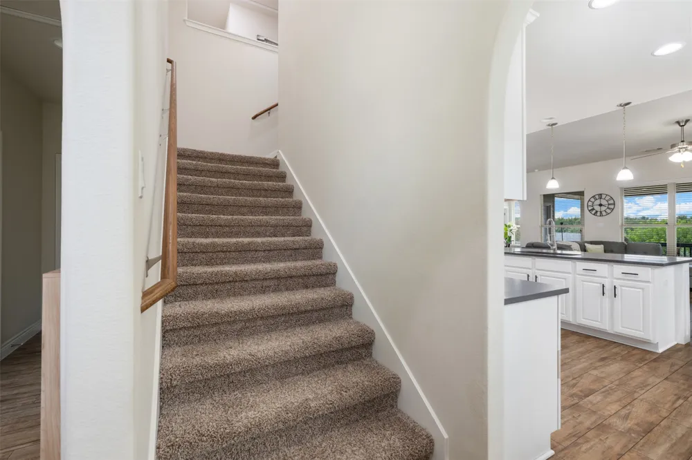 175 Mount Ellen Street Hutto, TX 78634