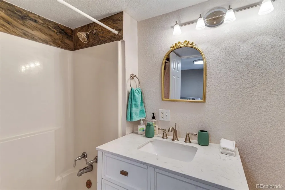 1780 14th Street Penrose, CO 81240