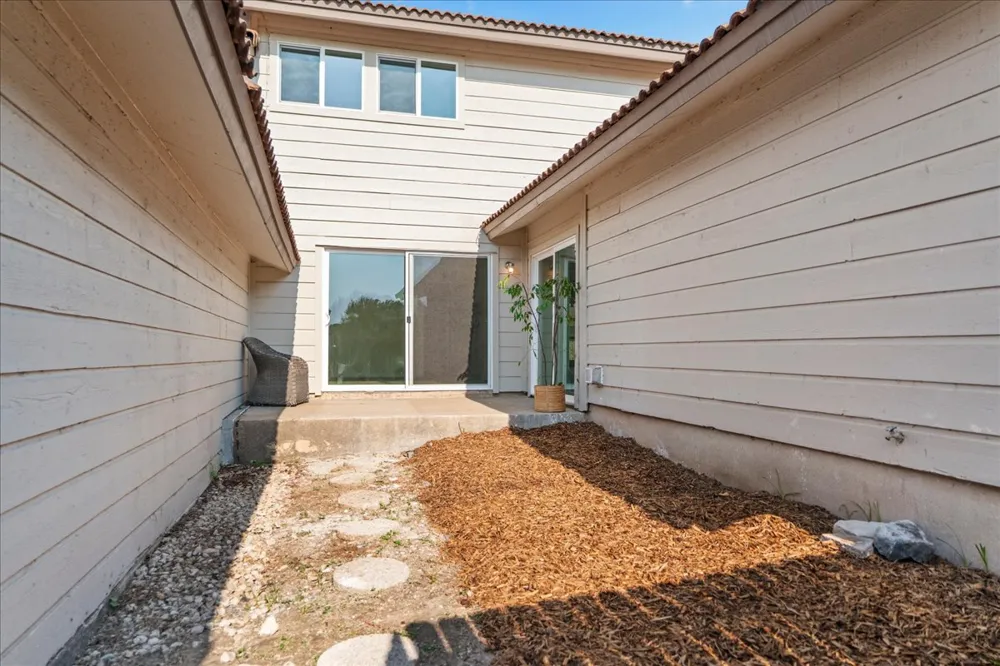 2217 Onion Creek Parkway #121 Austin, TX 78747