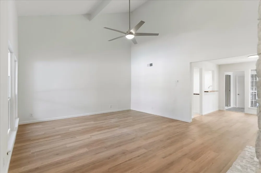 2217 Onion Creek Parkway #121 Austin, TX 78747