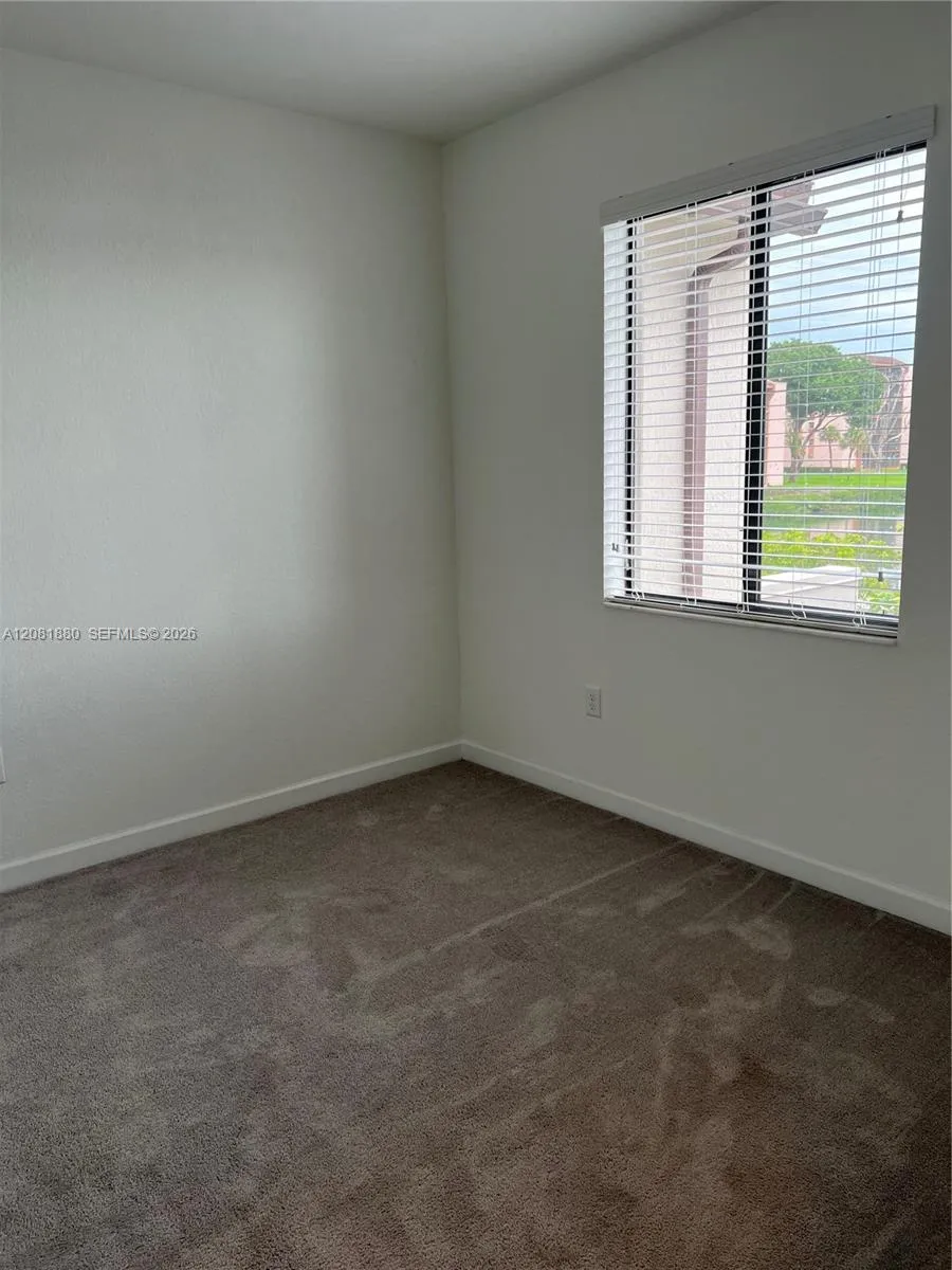 20578 NE 2nd Ct Miami, FL 33179