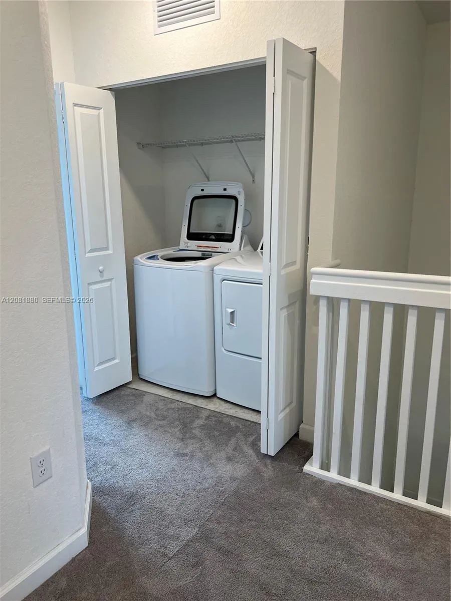 20578 NE 2nd Ct Miami, FL 33179