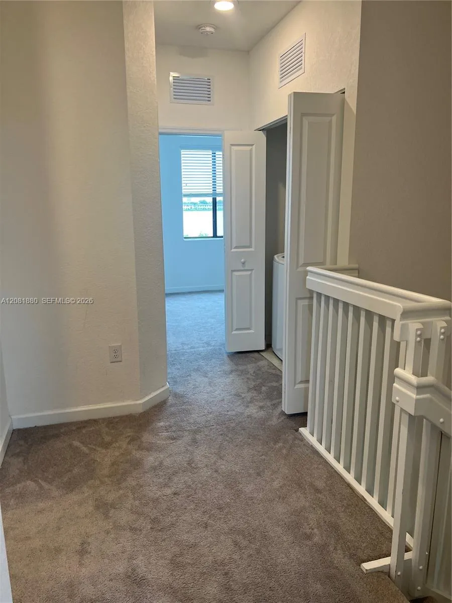 20578 NE 2nd Ct Miami, FL 33179