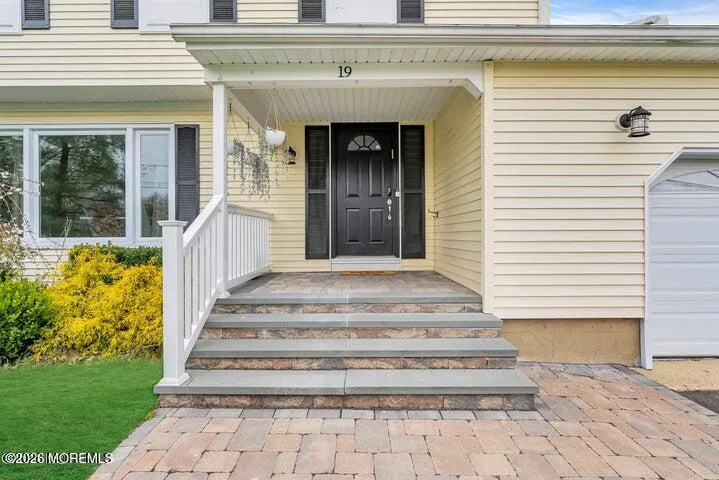 19 Fieldstone Lane Ocean, NJ 07712