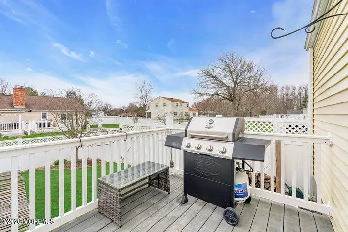 19 Fieldstone Lane Ocean, NJ 07712