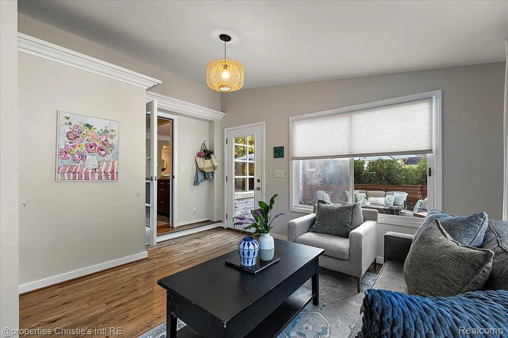 788 Rivard Boulevard Grosse Pointe City, MI 48230