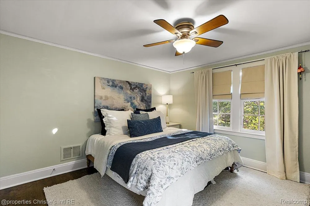 788 Rivard Boulevard Grosse Pointe City, MI 48230