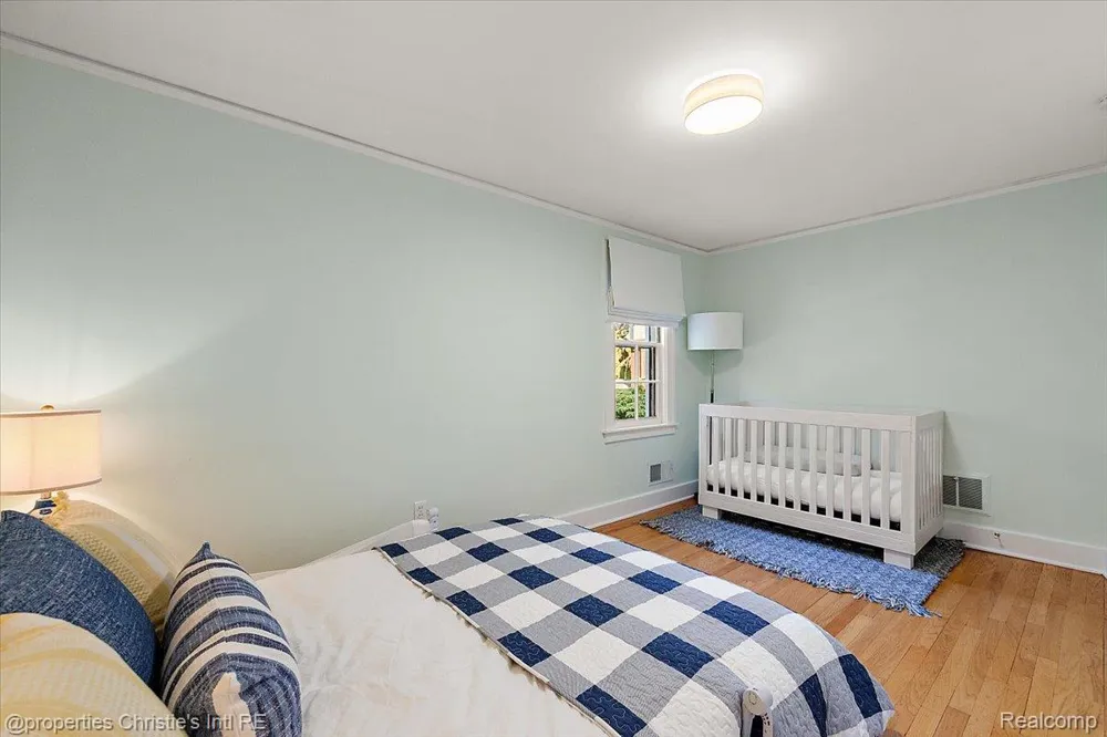 788 Rivard Boulevard Grosse Pointe City, MI 48230