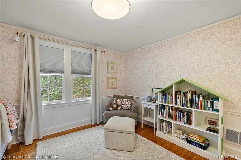 788 Rivard Boulevard Grosse Pointe City, MI 48230