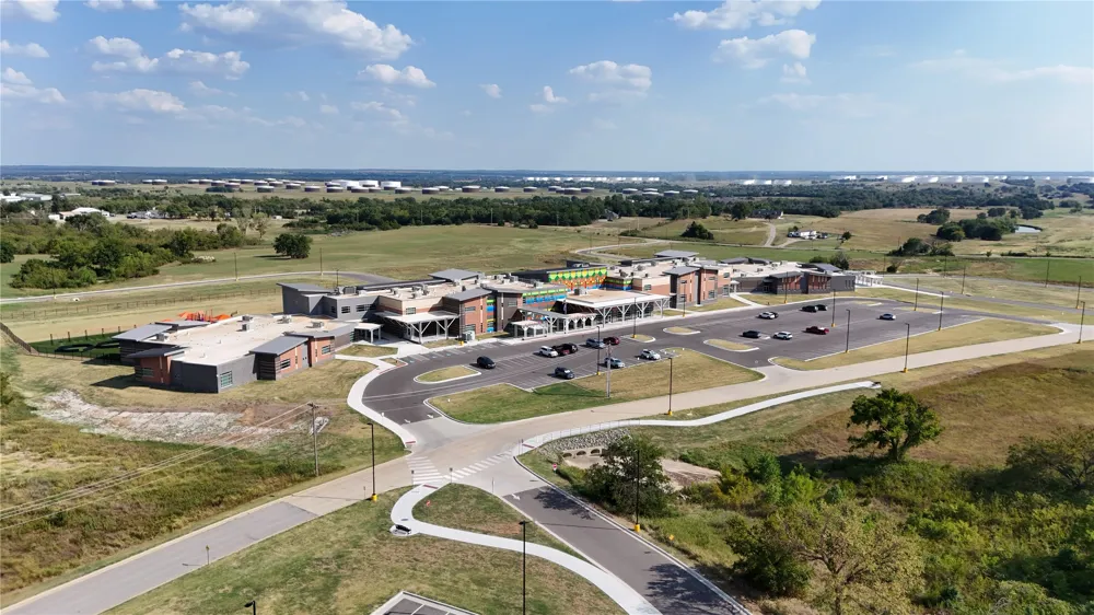 1815 Linwood Avenue Cushing, OK 74023