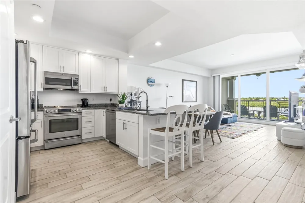 19519 GULF BOULEVARD #403 Indian Shores, FL 33785