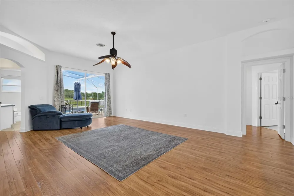 11506 LAKE DR Leesburg, FL 34788