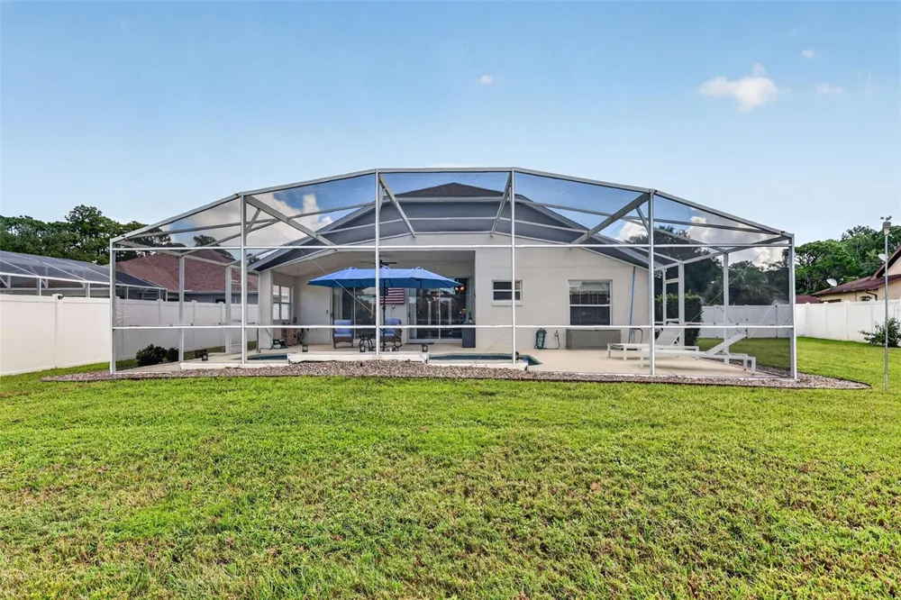 11506 LAKE DR Leesburg, FL 34788