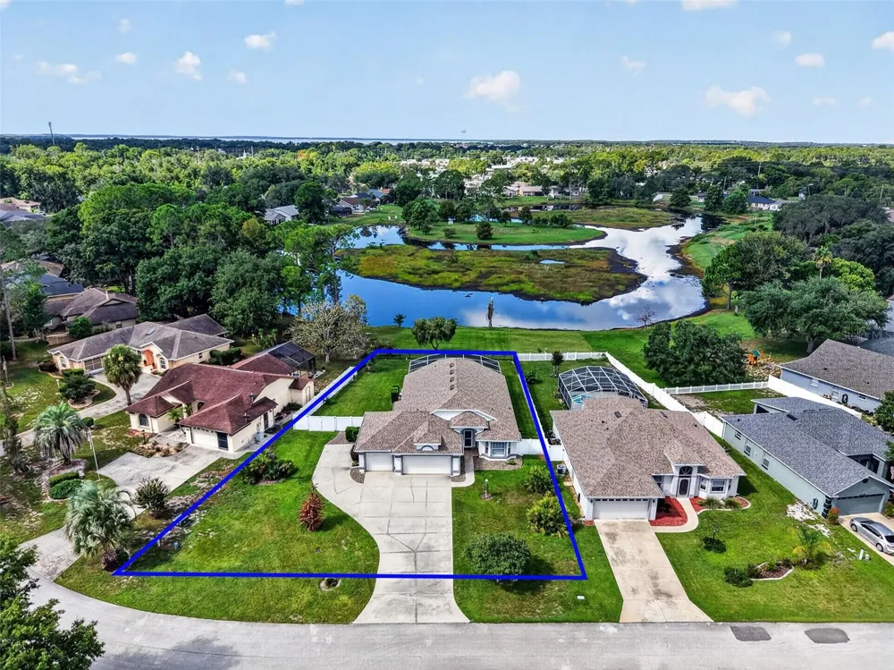 11506 LAKE DR Leesburg, FL 34788