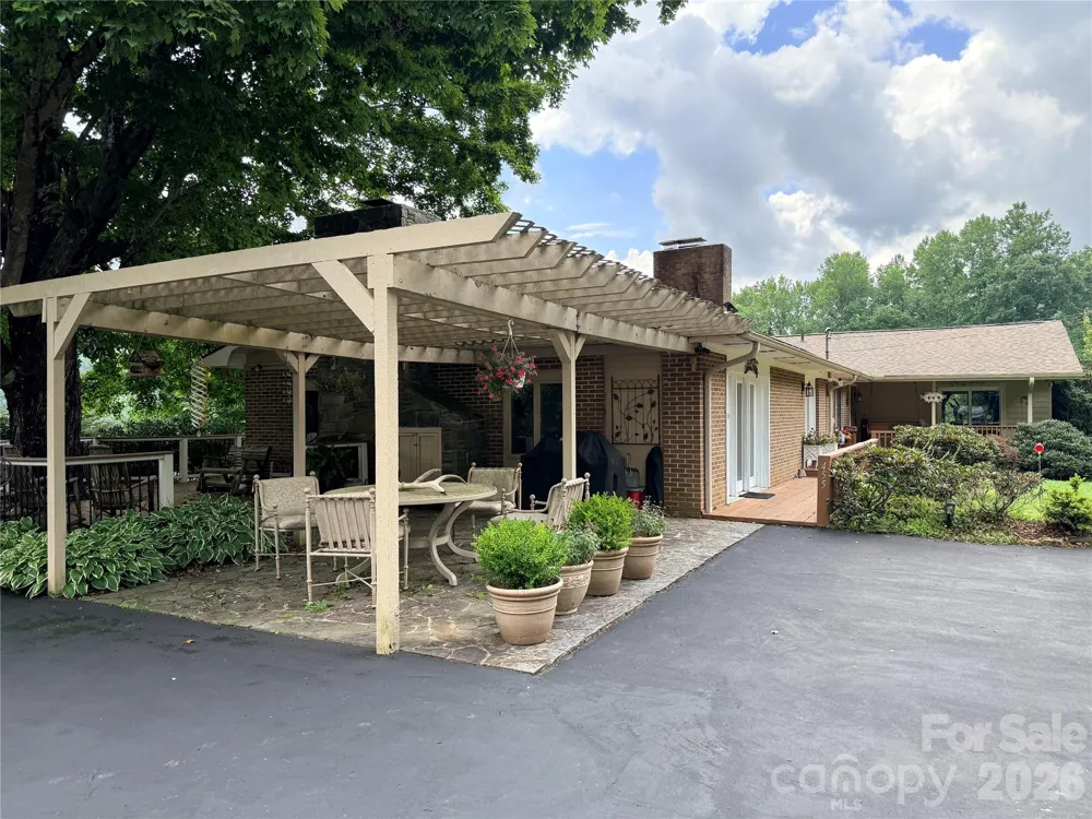 455 Avery Lane Newland, NC 28657